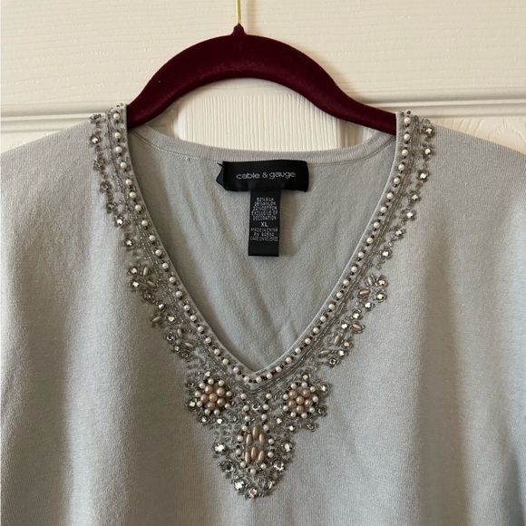 Pearl & Rhinestone Embellished Top in Gray by “Cable & Gauge” - Size XL - Picture 5 of 6